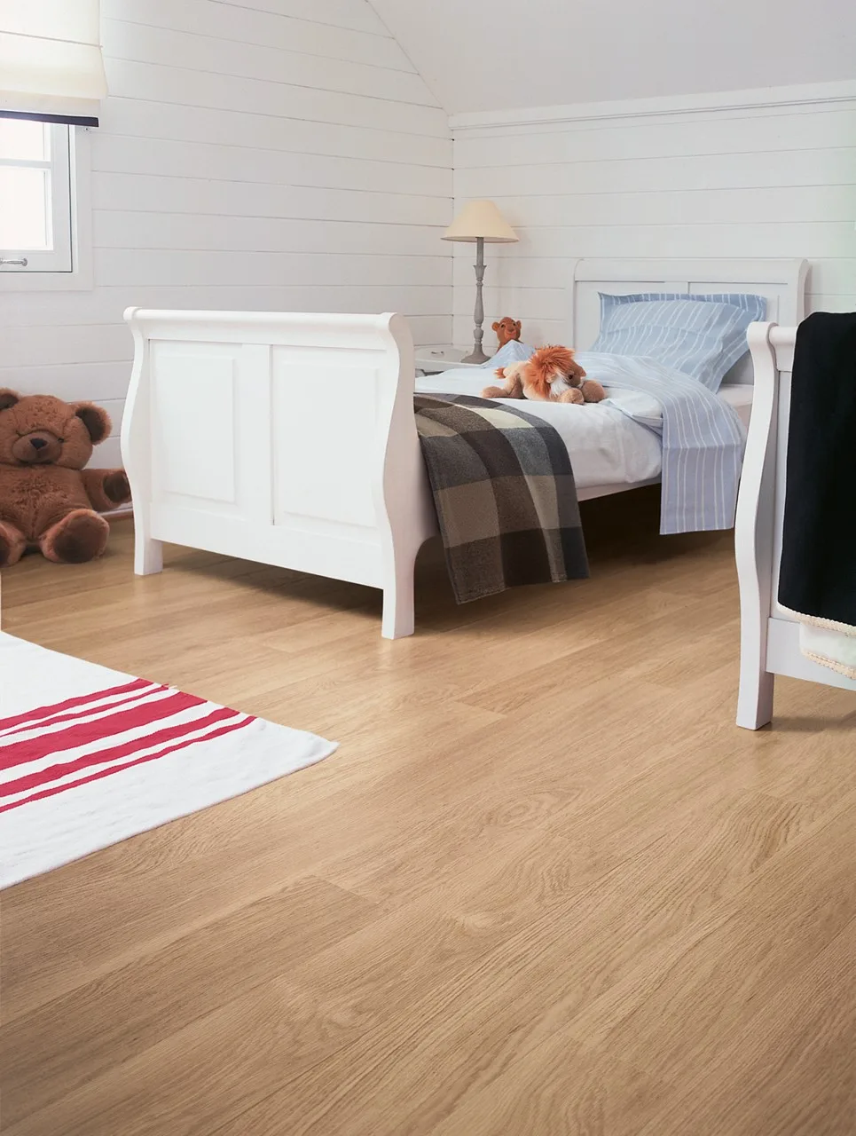 White Varnished Oak view 2